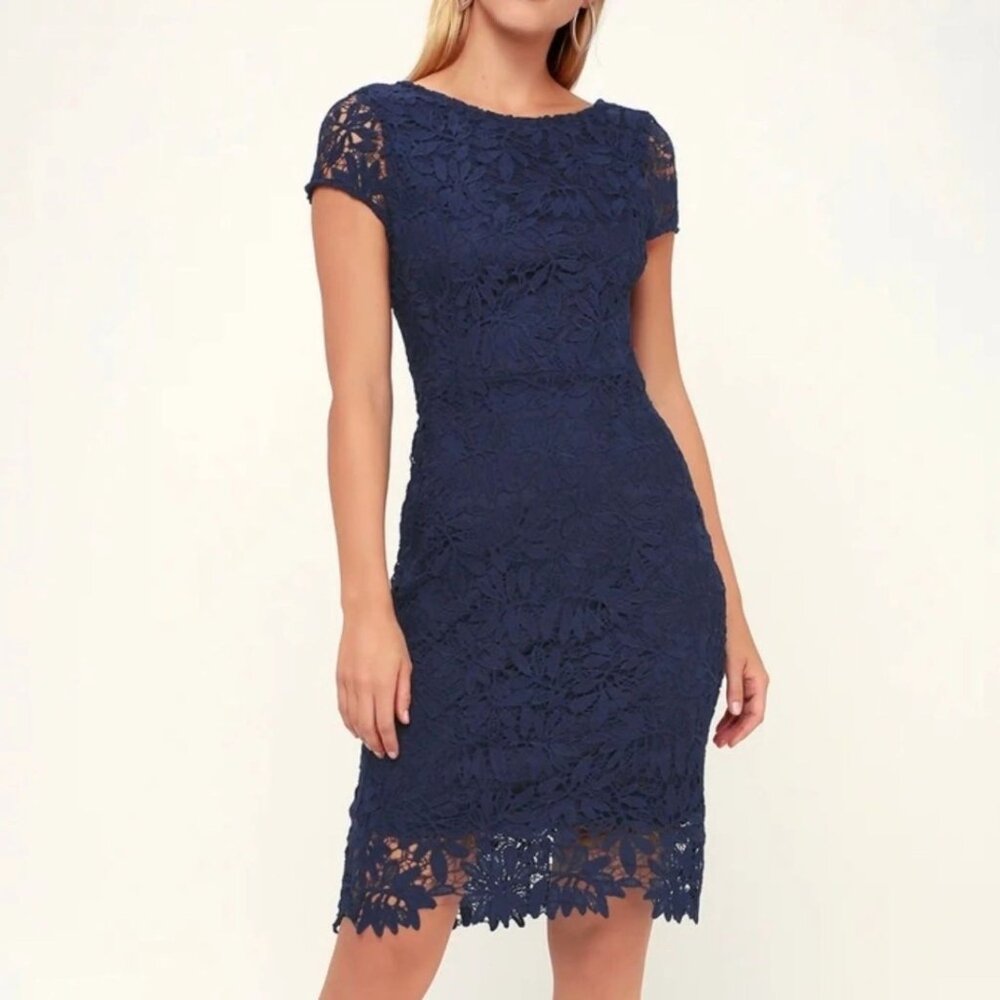 Lulu's Navy Blue Lace Floral Short Sleeve Sheath Dress With Back Zipper Closure‎